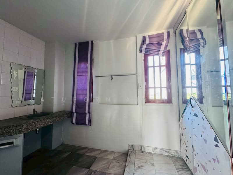 หมู่บ้านฟอเรสปาร์ค มีนบุรี (Forest Park Minburi), Bangkok, รามคำแหง196, Saen Sab, Min Buri, Bangkok, 6 Bedrooms, 300 sqm, Single Detached House For Sale, by Jatuporn Amonsin, 500156070 - DDproperty.com