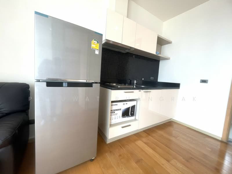 Fuse Sathorn-Taksin, Bangkok, Krung Thon Buri Road, Bang Lam Phu Lang, Khlong San, Bangkok, 1 Bedroom, 31 sqm, Condo For Sale, by Panuwat Ruangrak, 500156073 - DDproperty.com