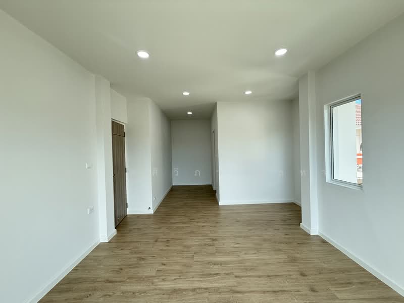 Life Bangkok Boulevard Wongwaen-Rama 9, Bangkok, Kanchanaphisek Road, Saphan Sung, Saphan Sung, Bangkok, 4 Bedrooms, 185 sqm, Single Detached House For Sale, by คุณ ศศิวิภา พูลทา, 500156109 - DDproperty.com