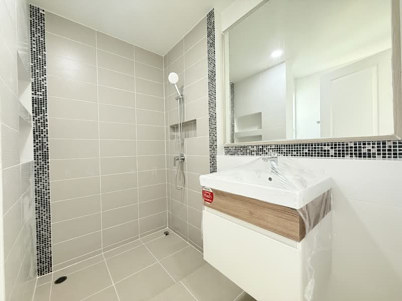 Life Bangkok Boulevard Wongwaen-Rama 9 : ไลฟ์ บางกอก บูเลอวาร์ด วงแหวน-พระราม9, กรุงเทพ, ถนนกาญจนาภิเษก, สะพานสูง, สะพานสูง, กรุงเทพ, 185 ตร.ม., บ้านเดี่ยว ขาย, โดย คุณ ศศิวิภา พูลทา, 500156109 - DDproperty.com