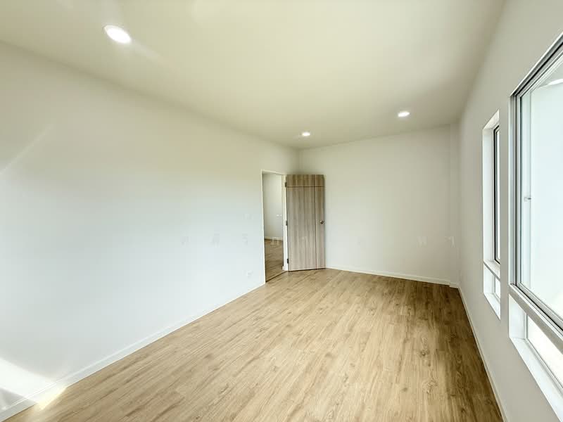 Life Bangkok Boulevard Wongwaen-Rama 9 : ไลฟ์ บางกอก บูเลอวาร์ด วงแหวน-พระราม9, กรุงเทพ, ถนนกาญจนาภิเษก, สะพานสูง, สะพานสูง, กรุงเทพ, 185 ตร.ม., บ้านเดี่ยว ขาย, โดย คุณ ศศิวิภา พูลทา, 500156109 - DDproperty.com