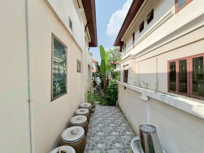 Baan Supawan 5, Bangkok, Soi Phetkasem 82, Bang Kae Nua, Bang Khae, Bangkok, 4 Bedrooms, 250 sqm, Single Detached House For Sale, by คุณ ชนะพันธุ์ แก้วศรีพจน์ (ต่อ), 500156133 - DDproperty.com