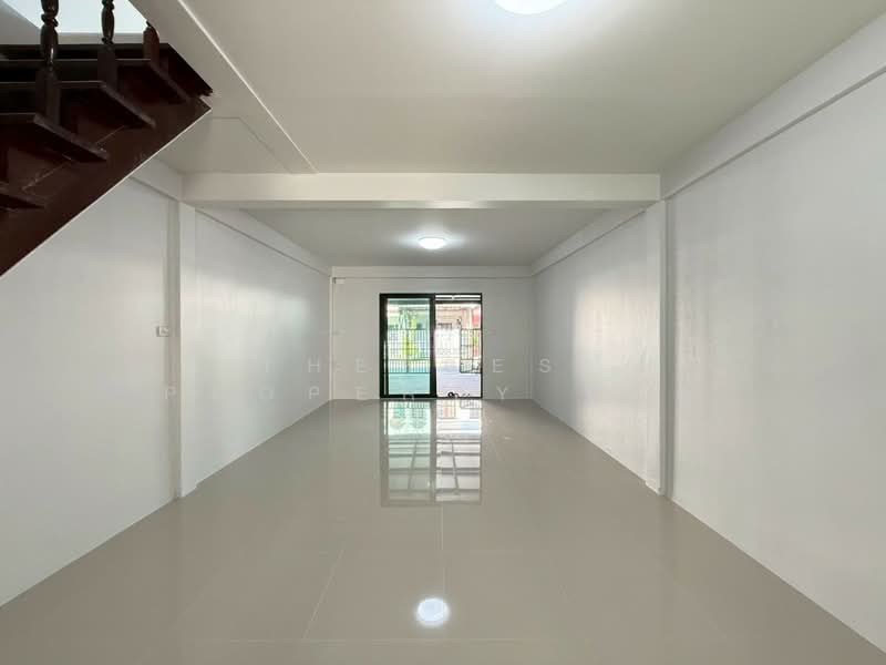 หมู่บ้านหงส์ประยูร1 บางบัวทอง, นนทบุรี, บางรักพัฒนา, บางบัวทอง, นนทบุรี, 120 ตร.ม., ทาวน์เฮ้าส์ ขาย, โดย The Best Property ขวัญ, 500156136 - DDproperty.com