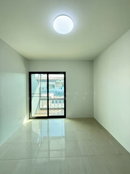 หมู่บ้านหงส์ประยูร1 บางบัวทอง, Nonthaburi, Bang Rak Pattana, Bang Bua Thong, Nonthaburi, 2 Bedrooms, 120 sqm, Townhouse For Sale, by The Best Property ขวัญ, 500156136 - DDproperty.com