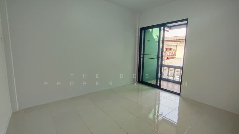 หมู่บ้านหงส์ประยูร1 บางบัวทอง, Nonthaburi, Bang Rak Pattana, Bang Bua Thong, Nonthaburi, 2 Bedrooms, 120 sqm, Townhouse For Sale, by The Best Property ขวัญ, 500156136 - DDproperty.com