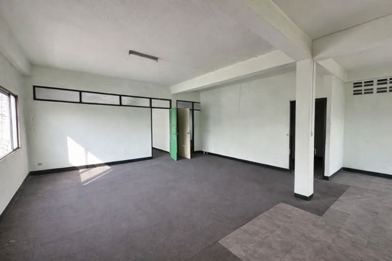 ถนนลาดพร้าว แขวงคลองจั่น เขตบางกะปิ กรุงเทพมหานคร 10240, Bangkok, ลาดพร้าว, Khlong Chan, Bang Kapi, Bangkok, 5 Bedrooms, 500 sqm, Townhouse For Sale, by สง่าชัย ไทรทองคำ, 500156159 - DDproperty.com