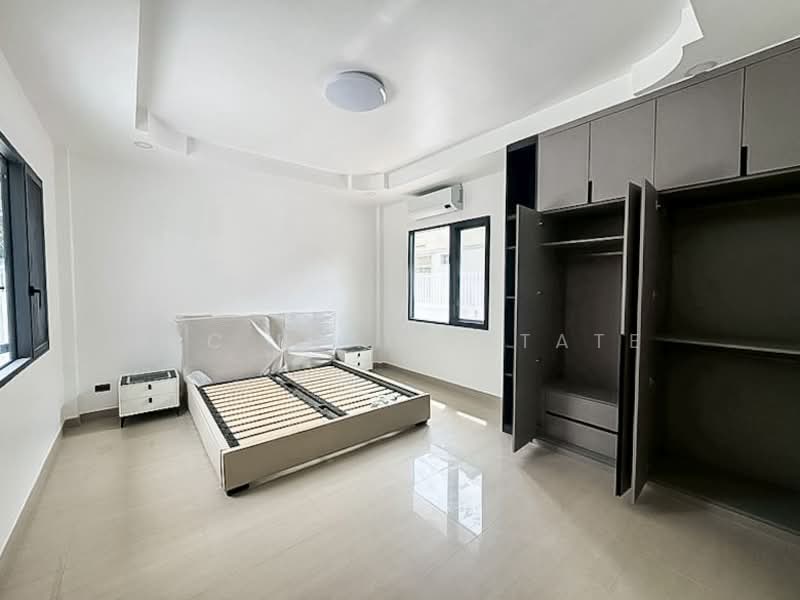 Single House for Sale in East Pattaya, Chon Buri (Pattaya), Bang Lamung, Bang Lamung (Pattaya), Chon Buri (Pattaya), 3 Bedrooms, 220 sqm, Single Detached House For Sale, by PLC Real Estate, 500156173 - DDproperty.com