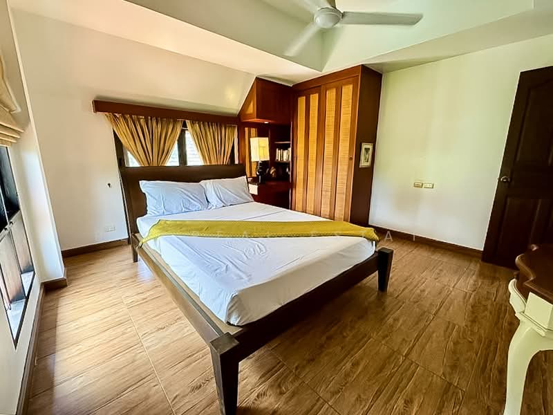 Single House with Private Pool for Sale in Jomtien, Chon Buri (Pattaya), Bang Lamung, Bang Lamung (Pattaya), Chon Buri (Pattaya), 3 Bedrooms, 352 sqm, Single Detached House For Sale, by PLC Real Estate, 500156179 - DDproperty.com
