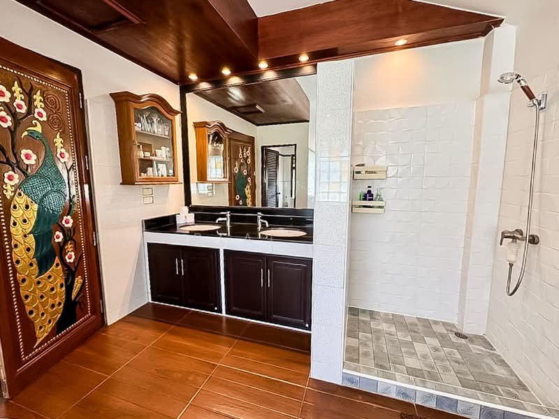 Single House with Private Pool for Sale in Jomtien, Chon Buri (Pattaya), Bang Lamung, Bang Lamung (Pattaya), Chon Buri (Pattaya), 3 Bedrooms, 352 sqm, Single Detached House For Sale, by PLC Real Estate, 500156179 - DDproperty.com
