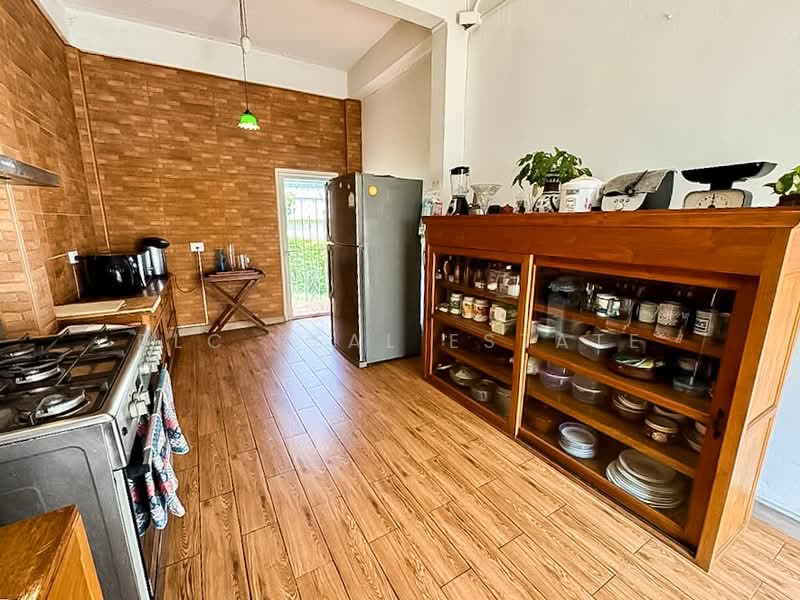 Single House with Private Pool for Sale in Jomtien, Chon Buri (Pattaya), Bang Lamung, Bang Lamung (Pattaya), Chon Buri (Pattaya), 3 Bedrooms, 352 sqm, Single Detached House For Sale, by PLC Real Estate, 500156179 - DDproperty.com