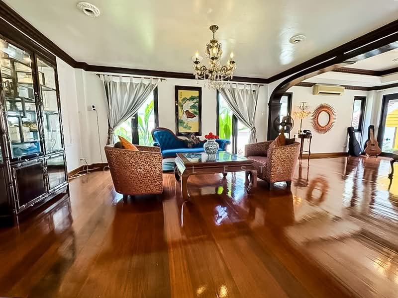 Single House with Private Pool for Sale in Jomtien, Chon Buri (Pattaya), Bang Lamung, Bang Lamung (Pattaya), Chon Buri (Pattaya), 3 Bedrooms, 352 sqm, Single Detached House For Sale, by PLC Real Estate, 500156179 - DDproperty.com