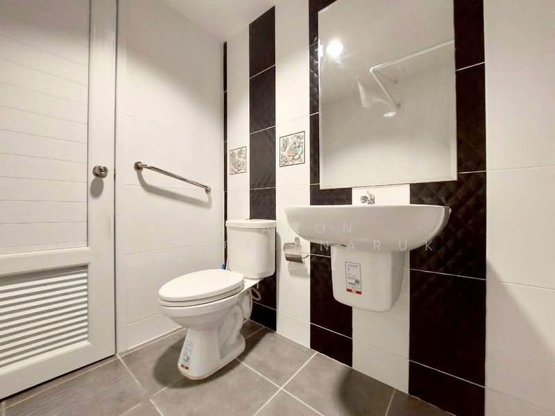 The Modish Ratchaphruek-Kanchanapisek, Pathum Thani, Ratchaphruek 77 Road, Khlong Phra Udom, Lat Lum Kaeo, Pathum Thani, 4 Bedrooms, 88 sqm, Single Detached House For Sale, by Jutanon Komoottanaruk, 500156198 - DDproperty.com