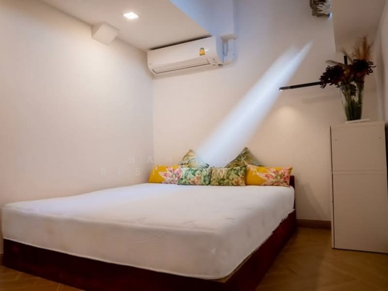 Khlongtan Nivet, Bangkok, 20 Soi Pridi Banomyong 42, Khlong Tan Nua, Watthana, Bangkok, 3 Bedrooms, 160 sqm, Single Detached House For Rent, by Bangkok Residential, 500156200 - DDproperty.com