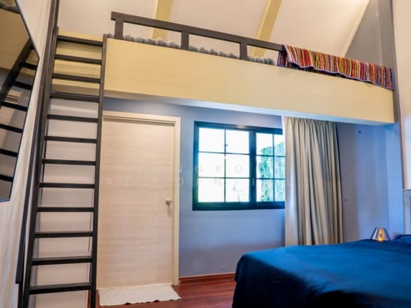 Khlongtan Nivet, Bangkok, 20 Soi Pridi Banomyong 42, Khlong Tan Nua, Watthana, Bangkok, 3 Bedrooms, 160 sqm, Single Detached House For Rent, by Bangkok Residential, 500156200 - DDproperty.com