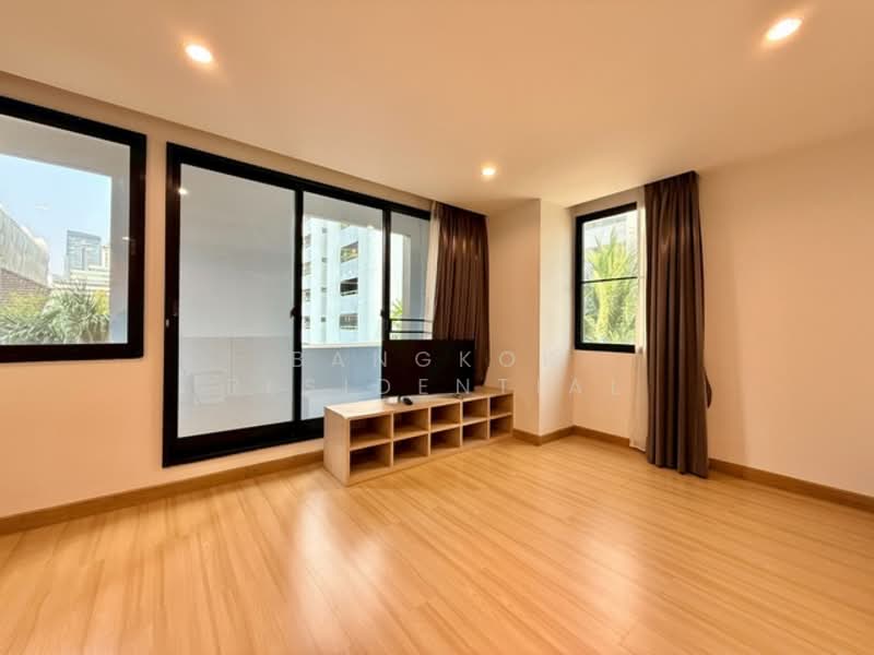 Prasanmitr Place : ประสานมิตร เพลส, กรุงเทพ, 154 สุขุมวิท 21 ซอย 1, คลองเตยเหนือ, วัฒนา, กรุงเทพ, 130 ตร.ม., อพาร์ทเมนท์ ให้เช่า, โดย Bangkok Residential, 500156206 - DDproperty.com