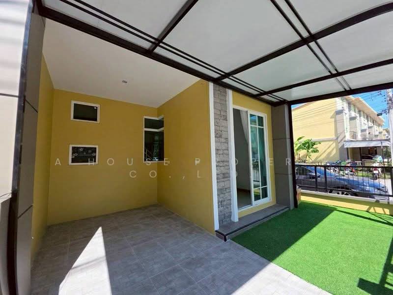 Golden Town Sriracha-Assumption, Chon Buri (Pattaya), Kaokilo, Surasak, Si Racha, Chon Buri (Pattaya), 3 Bedrooms, 79 sqm, Townhouse For Sale, by A House Property Co.,Ltd., 500156208 - DDproperty.com