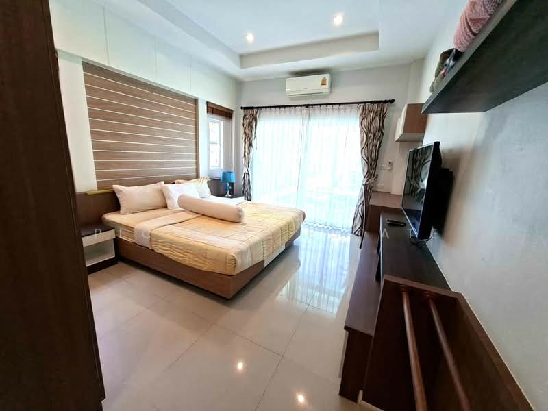 Dog Friendly Pool View Villa for rent Huay Yai Pattaya, Chon Buri (Pattaya), Bang Lamung, Bang Lamung (Pattaya), Chon Buri (Pattaya), 3 Bedrooms, 296 sqm, Villa For Rent, by PLC Real Estate, 500156212 - DDproperty.com
