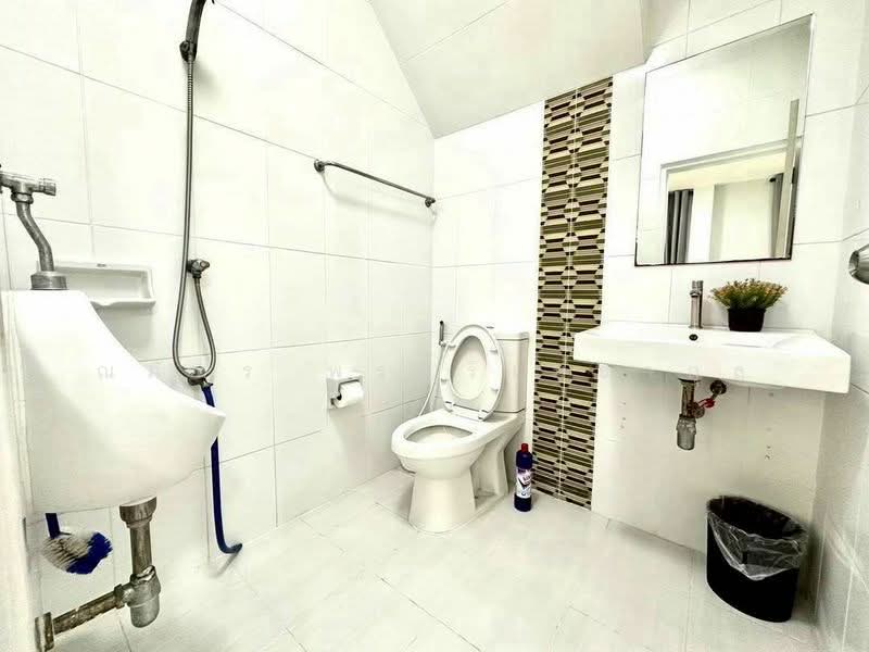 ลำปลาทิว, Bangkok, Lam Pla Tiew, Lat Krabang, Bangkok, 3 Bedrooms, 200 sqm, Single Detached House For Rent, by ณภัทร พรสิริเมธากุล, 500156218 - DDproperty.com