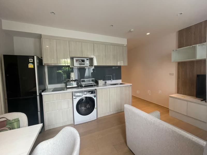 Runesu Thonglor 5, Bangkok, 82 Padi Madi Alley, Khlong Tan Nua, Watthana, Bangkok, 1 Bedroom, 38 sqm, Condo For Sale, by Parinthida Sawuddisopakaykul, 500156230 - DDproperty.com