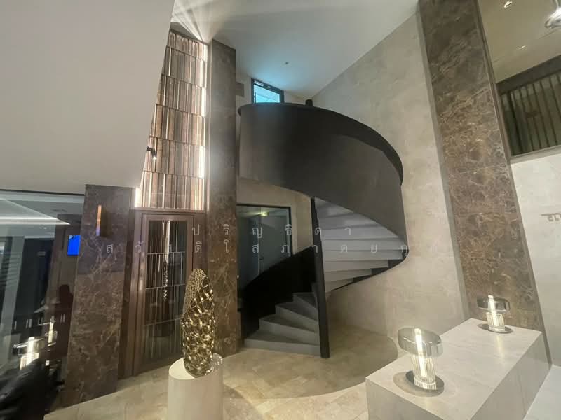 Runesu Thonglor 5, Bangkok, 82 Padi Madi Alley, Khlong Tan Nua, Watthana, Bangkok, 1 Bedroom, 38 sqm, Condo For Sale, by Parinthida Sawuddisopakaykul, 500156230 - DDproperty.com