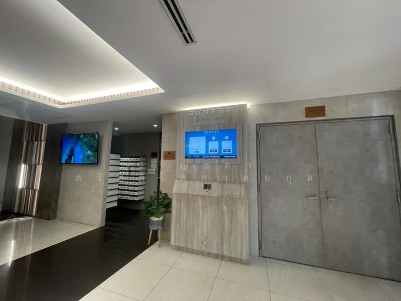 Runesu Thonglor 5, Bangkok, 82 Padi Madi Alley, Khlong Tan Nua, Watthana, Bangkok, 1 Bedroom, 38 sqm, Condo For Sale, by Parinthida Sawuddisopakaykul, 500156230 - DDproperty.com