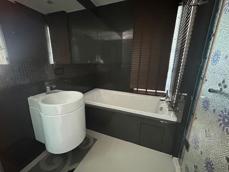 Rhythm Phahol-Ari, Bangkok, 1377 Phaholyothin Road, Samsen Nai, Phaya Thai, Bangkok, 2 Bedrooms, 59 sqm, Condo For Rent, by Phoom Imruangsri, 500156232 - DDproperty.com
