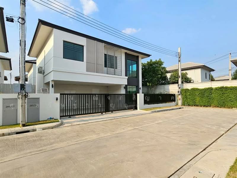 ขาย - Anapana Chatuchot : อนาพนา จตุโชติ, กรุงเทพ