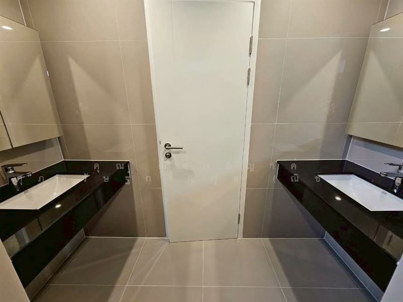 ขาย - Anapana Chatuchot : อนาพนา จตุโชติ, กรุงเทพ