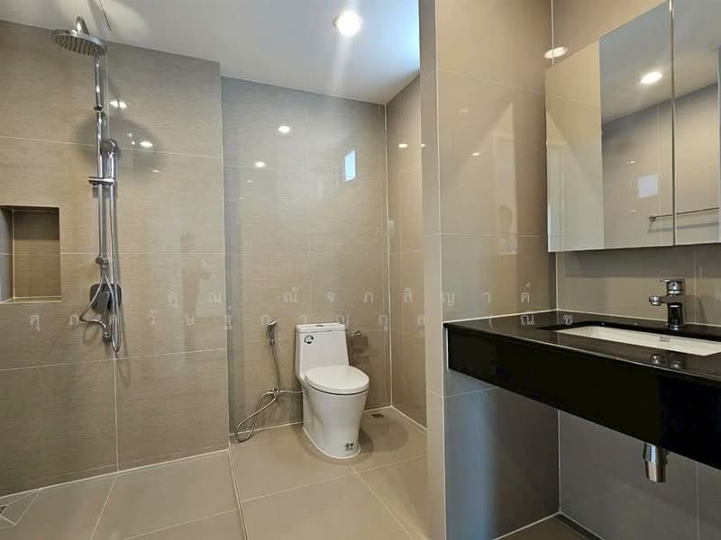 ขาย - Anapana Chatuchot : อนาพนา จตุโชติ, กรุงเทพ