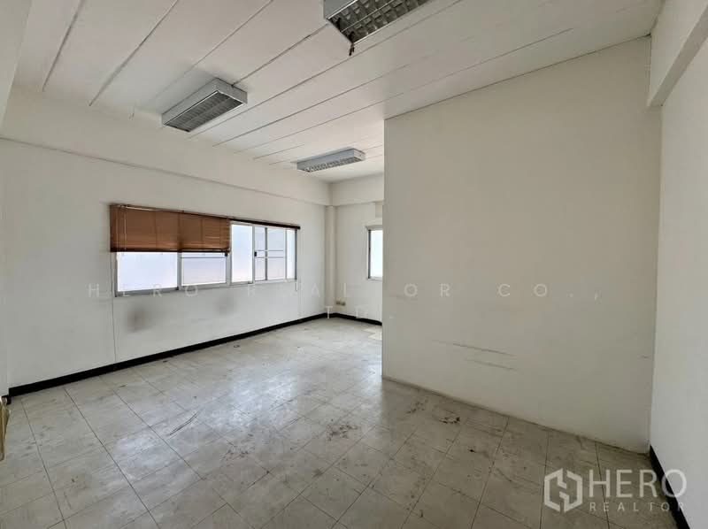 For rent Warehouse 1500sqm in Na Di, Mueang Samut Sakhon, Samut Sakhon hre00234, Samut Sakhon, Na Di, Muang Samut Sakhon, Samut Sakhon, , 1,500 sqm, Warehouse/Factory For Rent, by Hero Realtor Co., Ltd., 500156293 - DDproperty.com