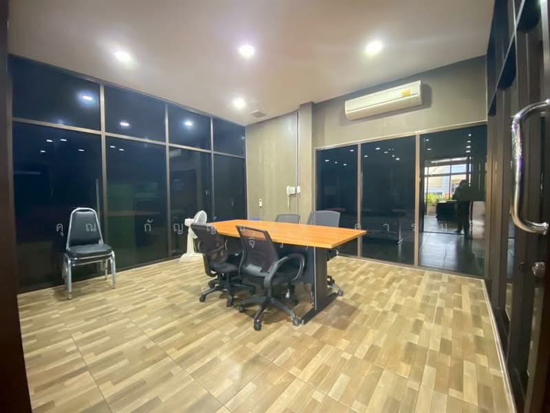 โกดัง + ออฟฟิศ 2 ชั้น 157.3 ตร.ว. โครงการ นิคม MMC แฟคตอรี่ คลองหนึ่ง ใกล้ตลาดไท, ปทุมธานี, คลองหนึ่ง, คลองหลวง, ปทุมธานี, 556 ตร.ม., โกดัง-โรงงาน ขาย, โดย คุณ กัญญ์ชญา คารมดี (จิ๋ว), 500156297 - DDproperty.com