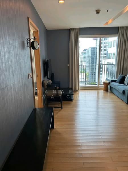Siri At Sukhumvit, Bangkok, 902 Sukhumvit Road, Phra Kanong, Khlong Toei, Bangkok, 1 Bedroom, 52 sqm, Condo For Rent, by Tanapat Jitwatcharakomol, 500156345 - DDproperty.com