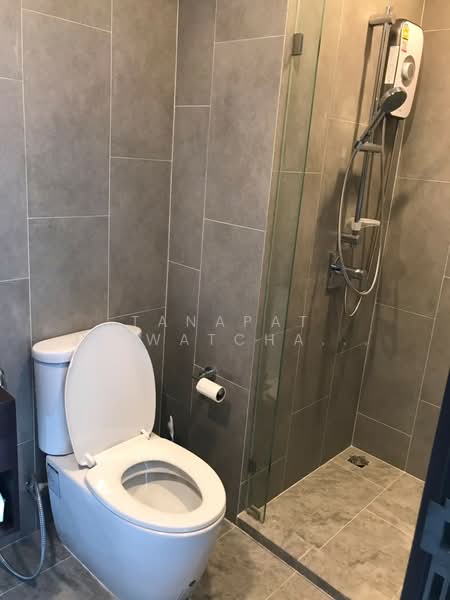 C Ekkamai, Bangkok, 888 Soi Sukhumvit 63, Sukhumvit Road, Khlong Tan Nua, Watthana, Bangkok, 1 Bedroom, 28 sqm, Condo For Rent, by Tanapat Jitwatcharakomol, 500156356 - DDproperty.com