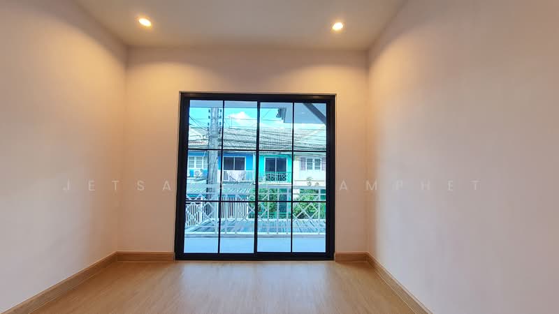 Baan Pruksa 13 Rangsit-Klong 3 : บ้านพฤกษา 13 รังสิต คลอง 3, ปทุมธานี, หมู่บ้านพฤกษา 13, คลองสาม, คลองหลวง, ปทุมธานี, 96 ตร.ม., ทาวน์เฮ้าส์ ขาย, โดย Jetsada Theamphet, 500156357 - DDproperty.com