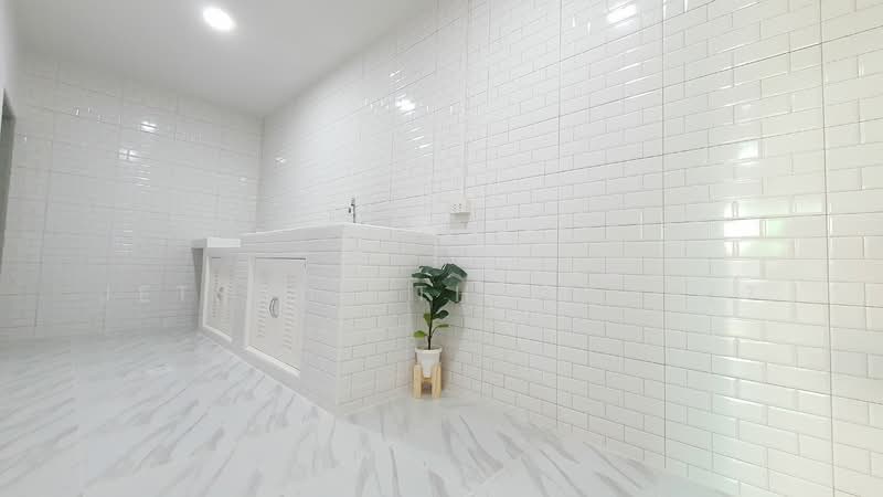 Baan Pruksa 13 Rangsit-Klong 3 : บ้านพฤกษา 13 รังสิต คลอง 3, ปทุมธานี, หมู่บ้านพฤกษา 13, คลองสาม, คลองหลวง, ปทุมธานี, 96 ตร.ม., ทาวน์เฮ้าส์ ขาย, โดย Jetsada Theamphet, 500156357 - DDproperty.com