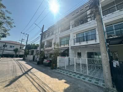 ขาย - Baan Klang Muang Sukhumvit 113 : บ้านกลางเมือง สุขุมวิท 113, สมุทรปราการ