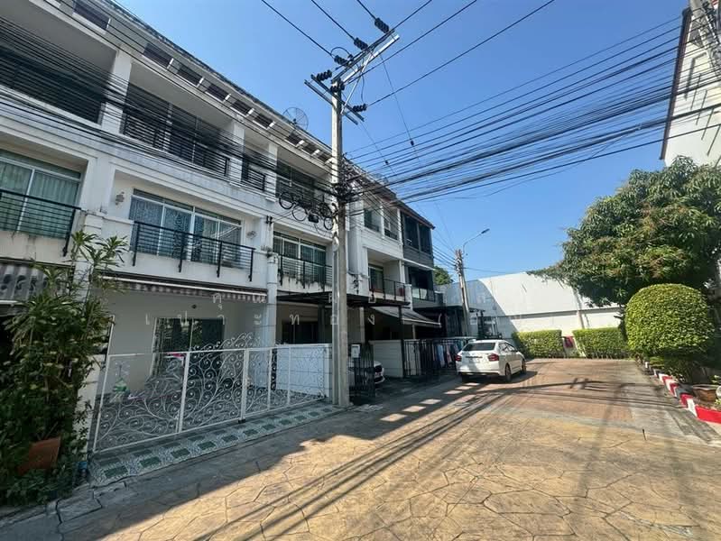 Baan Klang Muang Sukhumvit 113, Samut Prakan, Soi Dan Samrong 32, Samrong Nua, Muang Samut Prakarn, Samut Prakan, 3 Bedrooms, 110 sqm, Townhouse For Sale, by คุณ ผ่องใส เปาะทอง (อัญ), 500156361 - DDproperty.com