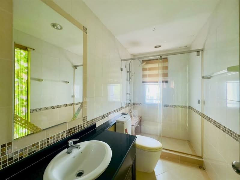 Baan Klang Muang Sukhumvit 113 : บ้านกลางเมือง สุขุมวิท 113, สมุทรปราการ, ซอย ด่านสำโรง 32, สำโรงเหนือ, เมืองสมุทรปราการ, สมุทรปราการ, 110 ตร.ม., ทาวน์เฮ้าส์ ขาย, โดย คุณ ผ่องใส เปาะทอง (อัญ), 500156361 - DDproperty.com