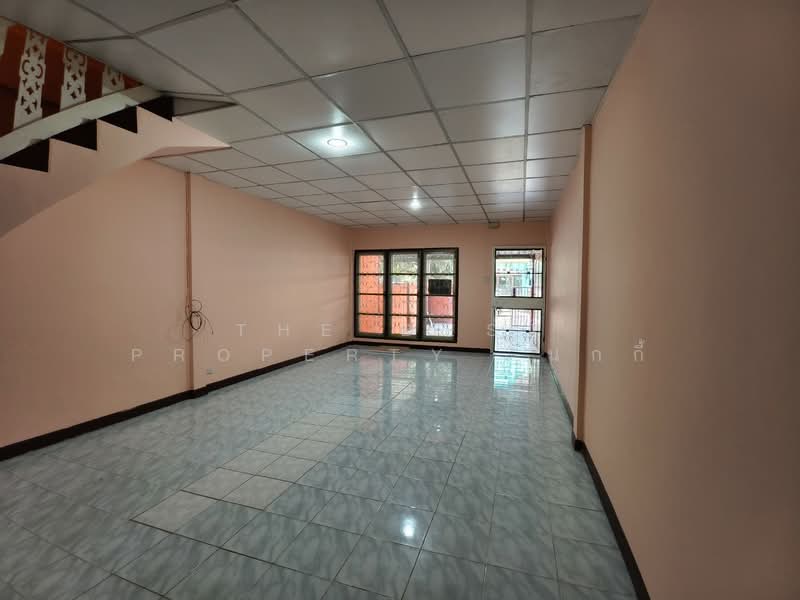 หมู่บ้านวนารมย์ ฉลองกรุง24, กรุงเทพ, ทับยาว, ลาดกระบัง, กรุงเทพ, 120 ตร.ม., ทาวน์เฮ้าส์ ขาย, โดย The Best Property  นกกี้, 500156379 - DDproperty.com