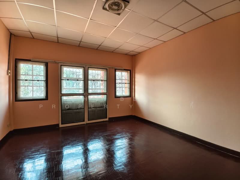 หมู่บ้านวนารมย์ ฉลองกรุง24, Bangkok, Thab Yao, Lat Krabang, Bangkok, 2 Bedrooms, 120 sqm, Townhouse For Sale, by The Best Property  นกกี้, 500156379 - DDproperty.com