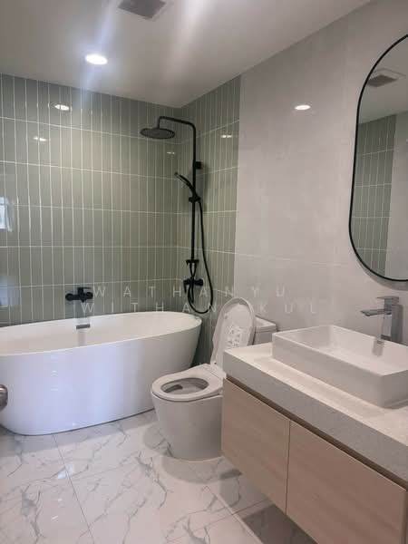 Top View Tower, Bangkok, Soi Sukhumvit 59, Khlong Tan Nua, Watthana, Bangkok, 3 Bedrooms, 138 sqm, Condo For Rent, by Wathanyu  Withanakul, 500156380 - DDproperty.com