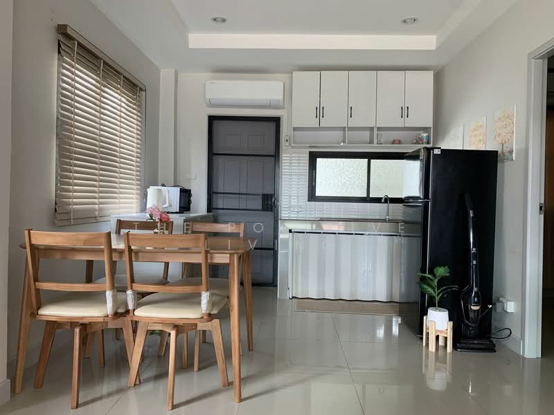 B-Home San Sai, Chiang Mai, San Sai Luang, San Sai, Chiang Mai, 4 Bedrooms, 152 sqm, Townhouse For Rent, by The Positive Living, 500156387 - DDproperty.com