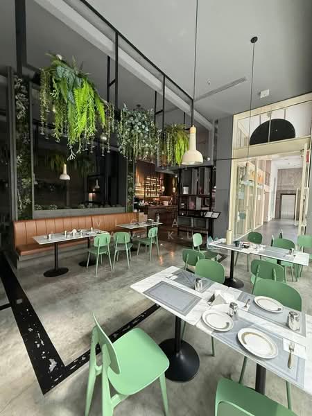 39 Boulevard, Bangkok, Khlong Tan Nua, Watthana, Bangkok, , 200 sqm, Business For Rent, by Vichai Annavakulthorn, 500156395 - DDproperty.com