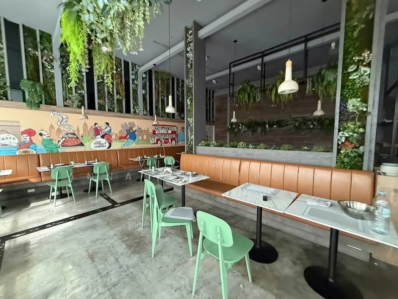 39 Boulevard, Bangkok, Khlong Tan Nua, Watthana, Bangkok, , 200 sqm, Business For Rent, by Vichai Annavakulthorn, 500156395 - DDproperty.com