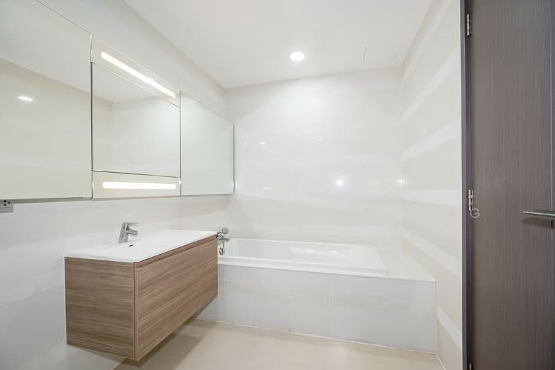Keyne by Sansiri, Bangkok, 766 Sukhumvit Road, Khlong Toei, Khlong Toei, Bangkok, 3 Bedrooms, 137 sqm, Condo For Rent, by Kanrutai Dawruang, 500156399 - DDproperty.com