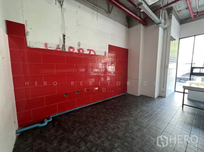 ให้เช่าพื้นที่ร้านค้า 82 ตร.ม. คลองตัน คลองเตย ใกล้ BTS พร้อมพงษ์ สุขุมวิท กรุงเทพฯ bre23571, กรุงเทพ, คลองตัน, คลองเตย, กรุงเทพ, 82 ตร.ม., พื้นที่ขายของ ให้เช่า, โดย Hero Realtor Co., Ltd., 500156406 - DDproperty.com