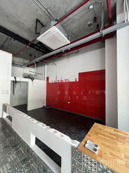 ให้เช่าพื้นที่ร้านค้า 82 ตร.ม. คลองตัน คลองเตย ใกล้ BTS พร้อมพงษ์ สุขุมวิท กรุงเทพฯ bre23571, กรุงเทพ, คลองตัน, คลองเตย, กรุงเทพ, 82 ตร.ม., พื้นที่ขายของ ให้เช่า, โดย Hero Realtor Co., Ltd., 500156406 - DDproperty.com