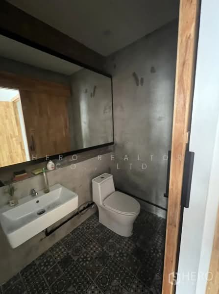 For rent Retail Space 82sqm in Khlong Tan, Khlong Toei, Bangkok BTS Phrom Phong bre23571, Bangkok, Khong Tan, Khlong Toei, Bangkok, , 82 sqm, Retail Space For Rent, by Hero Realtor Co., Ltd., 500156406 - DDproperty.com