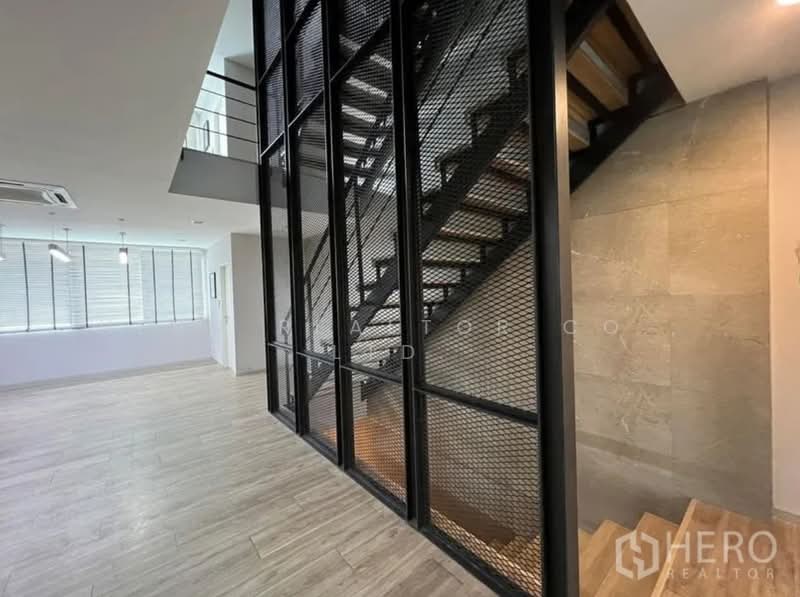 For Rent - For rent Home Office 380sqm in Nawamin, Bueng Kum, Bangkok bre23193, Bangkok