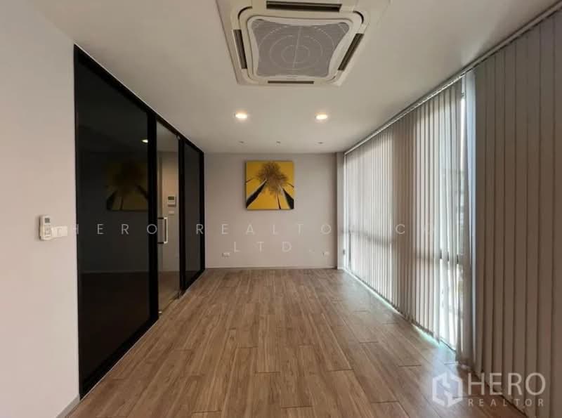For Rent - For rent Home Office 380sqm in Nawamin, Bueng Kum, Bangkok bre23193, Bangkok